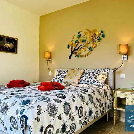 Logis Des Roches - 2 Vue Exceptionnelle - Le Petit Chevalet, Le Grand Sabouillon アパート