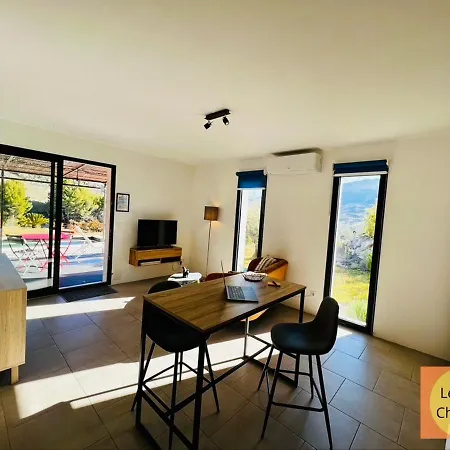 Logis Des Roches: Three With Exceptional Views Apartment Buis-les-Baronnies