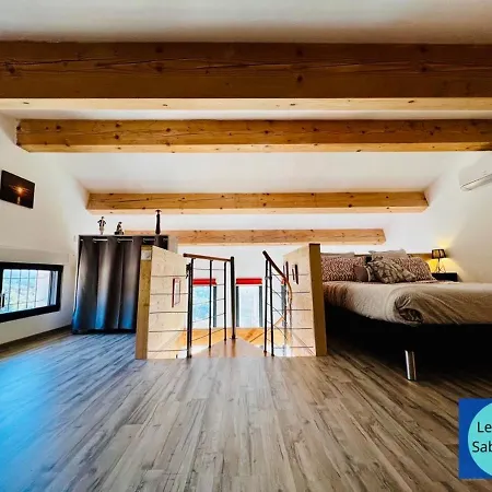 Logis Des Roches: Three With Exceptional Views * Buis-les-Baronnies