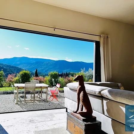 Logis Des Roches: Three With Exceptional Views Apartment *