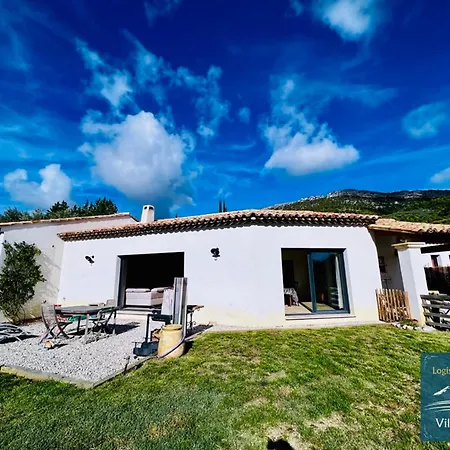 Logis Des Roches: Three With Exceptional Views