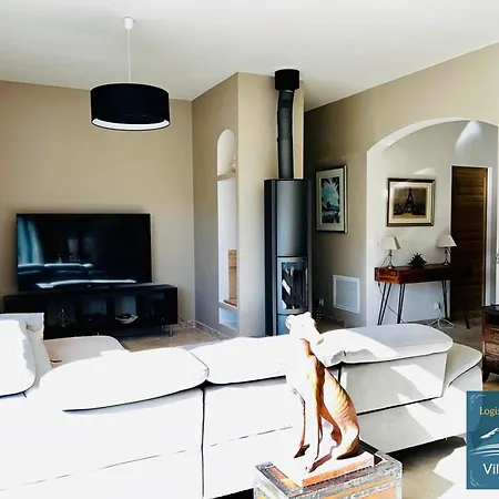 Logis Des Roches: Three With Exceptional Views Buis-les-Baronnies
