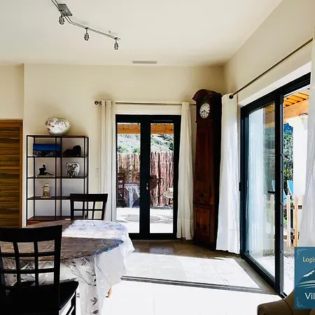 Logis Des Roches: Three With Exceptional Views Buis-les-Baronnies